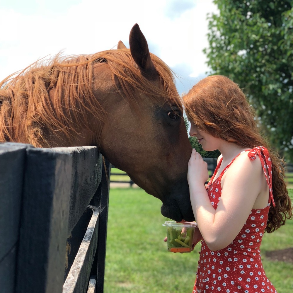 Meet your Posher, Madelyn